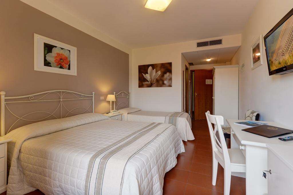 Hotel Giardino Suites And Spa - Нумана Номер фото
