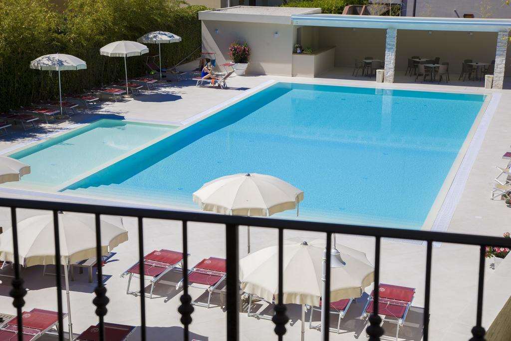 Hotel Giardino Suites And Spa - Нумана Зручності фото